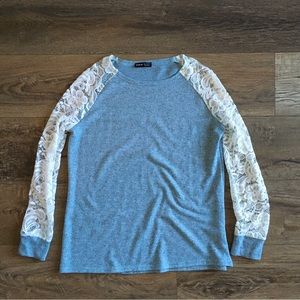 2 Lacy Medium Long Sleeve Shirts